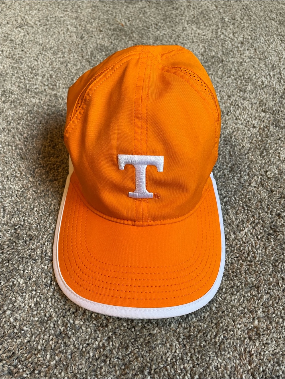 Tennessee Volunteers Nike Featherlight Dri-fit Hat one size fits most